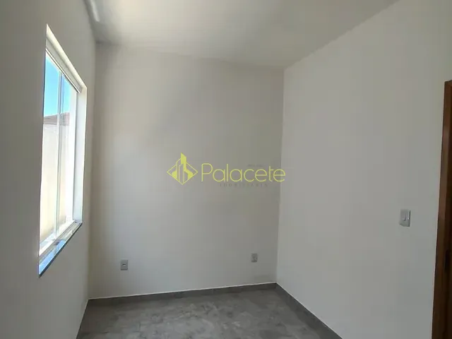 Casa com 125m² 2 quartos e 2 banheiros, à venda, no bairro Residencial Comercial Cidade Vista Alegre em Pindamonhangaba