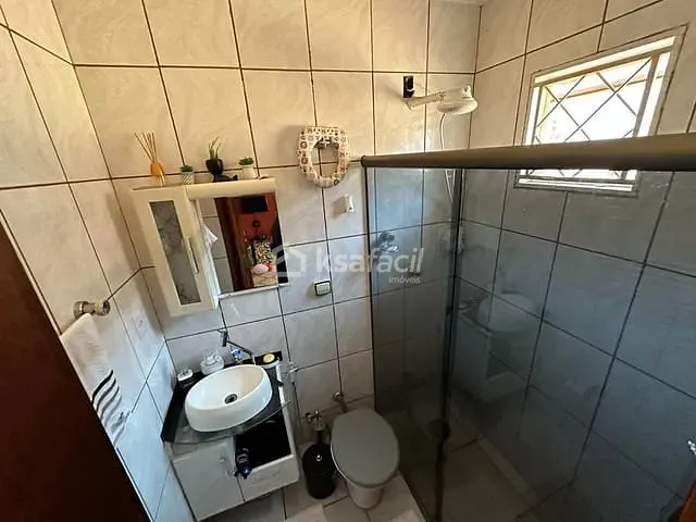 Casa com 720m² 4 quartos e 1 banheiro, à venda, no bairro Vila Nasser em Campo Grande