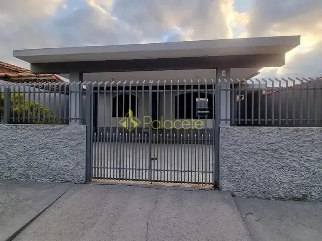 Casa com 250m² 3 quartos e 2 banheiros, à venda, no bairro Loteamento Residencial Andrade em Pindamonhangaba