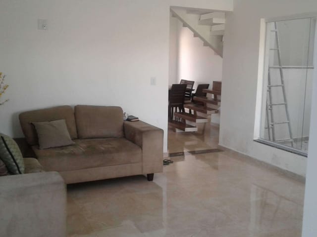 Casa com 200m² 3 quartos e 3 banheiros, à venda, no bairro Residencial Vila Romana em Pindamonhangaba