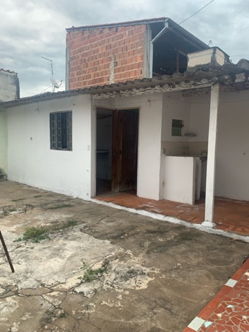 Casa com 161m² 2 quartos e 2 banheiros, à venda, no bairro Crispim em Pindamonhangaba