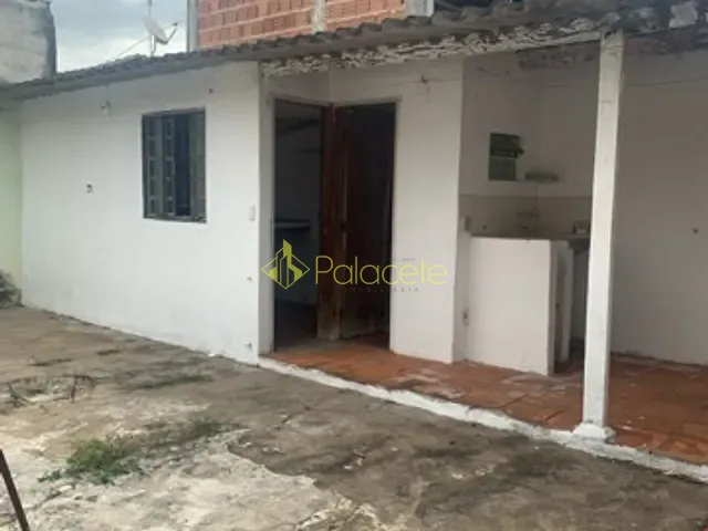 Casa com 161m² 2 quartos e 2 banheiros, à venda, no bairro Crispim em Pindamonhangaba