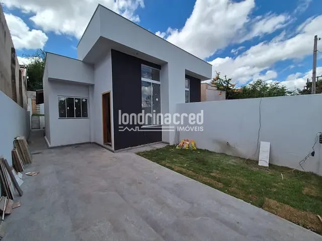 Casa com 180m² 2 quartos e 2 banheiros, à venda, no bairro Colúmbia em Londrina