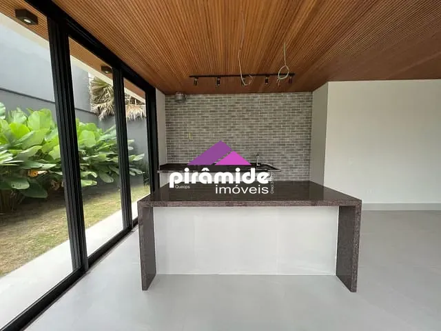 Casa com 450m² 4 quartos e 3 banheiros, à venda, no bairro Urbanova em São José dos Campos