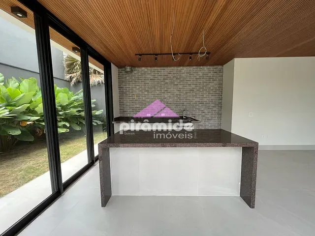 Casa com 450m² 4 quartos e 3 banheiros, à venda, no bairro Urbanova em São José dos Campos
