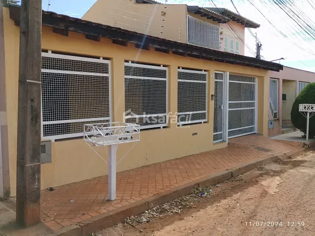 Casa com 126m² 2 quartos e 3 banheiros, para alugar, no bairro Vila Planalto em Campo Grande