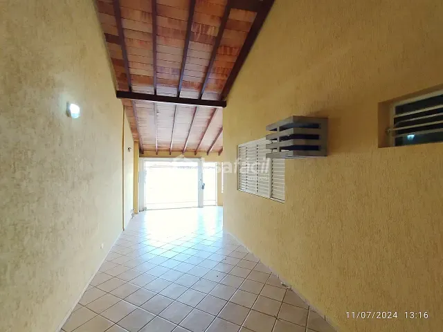 Casa com 126m² 2 quartos e 3 banheiros, para alugar, no bairro Vila Planalto em Campo Grande