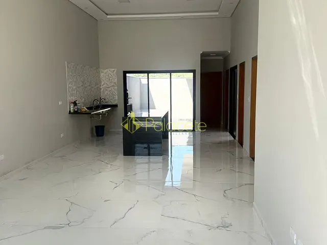 Casa com 200m² 3 quartos e 2 banheiros, à venda, no bairro Vila Prado em Pindamonhangaba