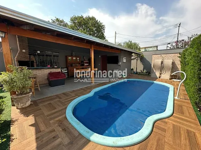 Casa com 300m² 3 quartos e 3 banheiros, à venda, no bairro Leonor em Londrina