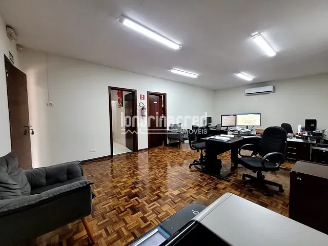Casa com 348m², à venda, no bairro Jardim Presidente em Londrina