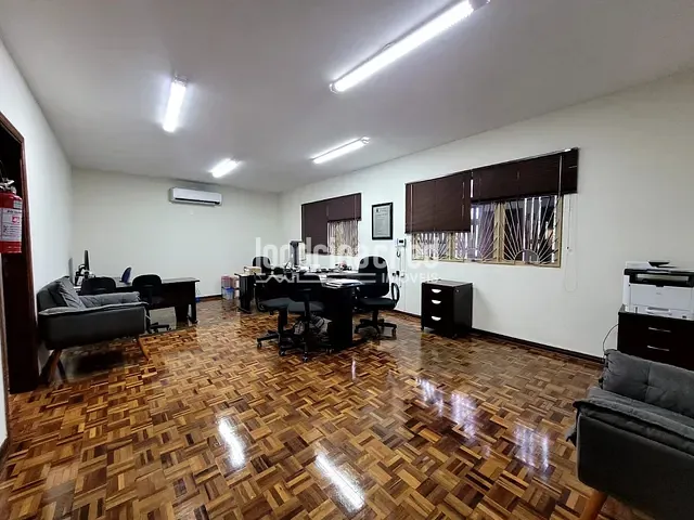Casa com 348m², à venda, no bairro Jardim Presidente em Londrina