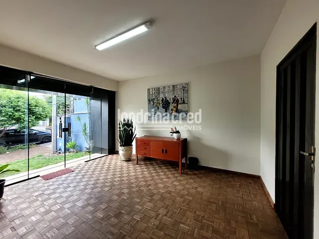 Casa com 348m², à venda, no bairro Jardim Presidente em Londrina