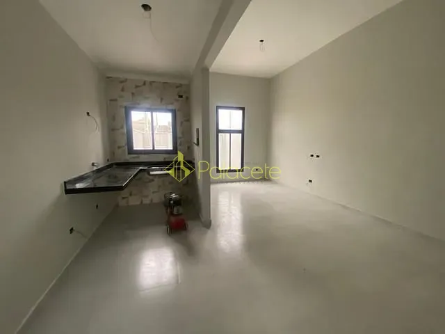 Casa com 125m² 2 quartos e 2 banheiros, à venda, no bairro Residencial e Comercial Portal dos Eucaliptos em Pindamonhangaba