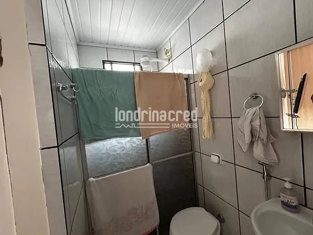 Casa com 225m² 3 quartos e 3 banheiros, à venda, no bairro Conjunto Habitacional José Giordano em Londrina