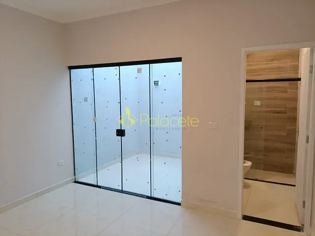 Casa com 88m² 2 quartos e 2 banheiros, à venda, no bairro Loteamento Residencial e Comercial Flamboyant em Pindamonhangaba