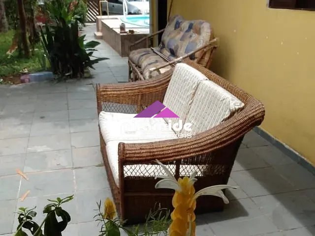 Casa com 250m² 2 quartos e 2 banheiros, à venda, no bairro Balneário dos Golfinhos em Caraguatatuba