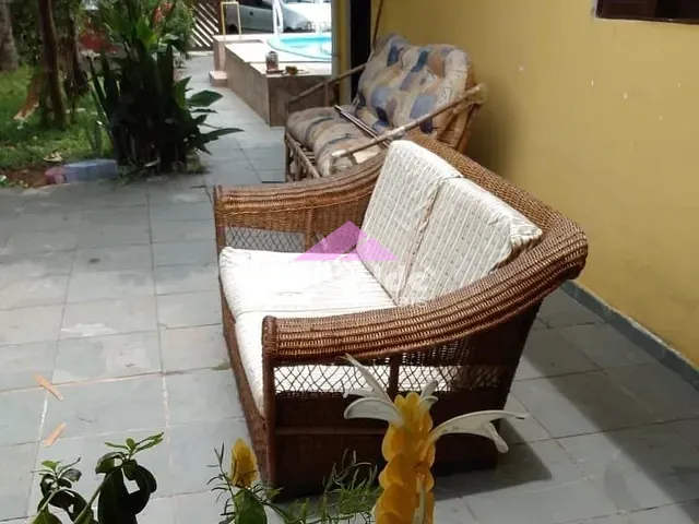 Casa com 250m² 2 quartos e 2 banheiros, à venda, no bairro Balneário dos Golfinhos em Caraguatatuba