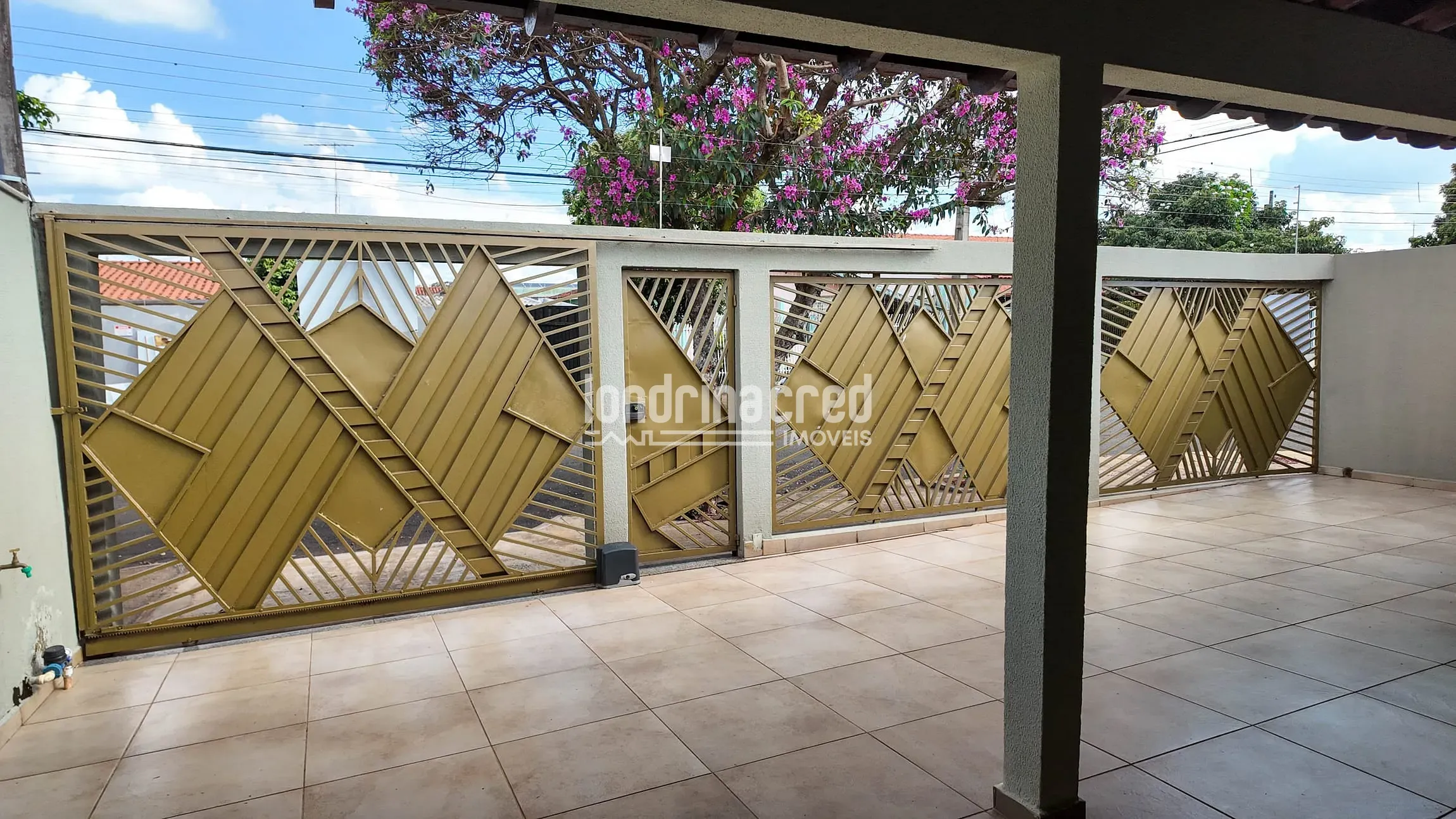 Casa, 4 quartos, 230 m² - Foto 2