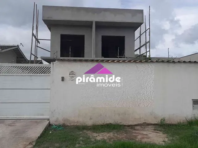 Casa com 137m² 2 quartos e 4 banheiros, à venda, no bairro Balneário Recanto do Sol em Caraguatatuba