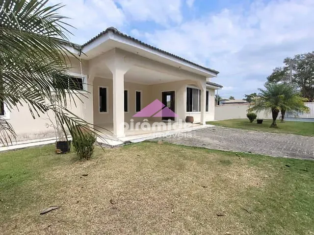 Casa com 1047m² 3 quartos e 4 banheiros, à venda, no bairro Condomínio Colinas do Parahyba em São José dos Campos
