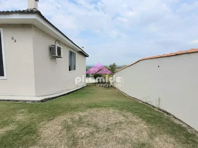 Casa com 1047m² 3 quartos e 4 banheiros, à venda, no bairro Condomínio Colinas do Parahyba em São José dos Campos