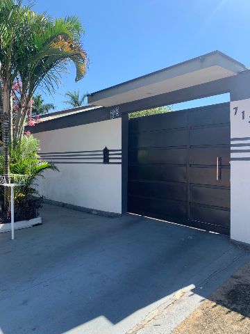 Casa com 300m² 2 quartos e 1 banheiro, à venda, no bairro Cidade Nova em Pindamonhangaba