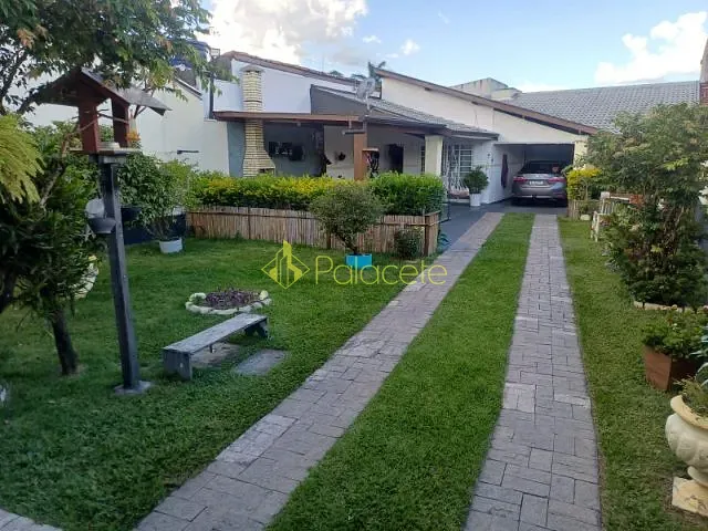 Casa com 300m² 2 quartos e 1 banheiro, à venda, no bairro Cidade Nova em Pindamonhangaba