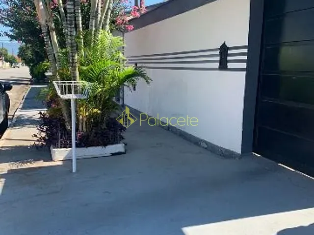 Casa com 300m² 2 quartos e 1 banheiro, à venda, no bairro Cidade Nova em Pindamonhangaba