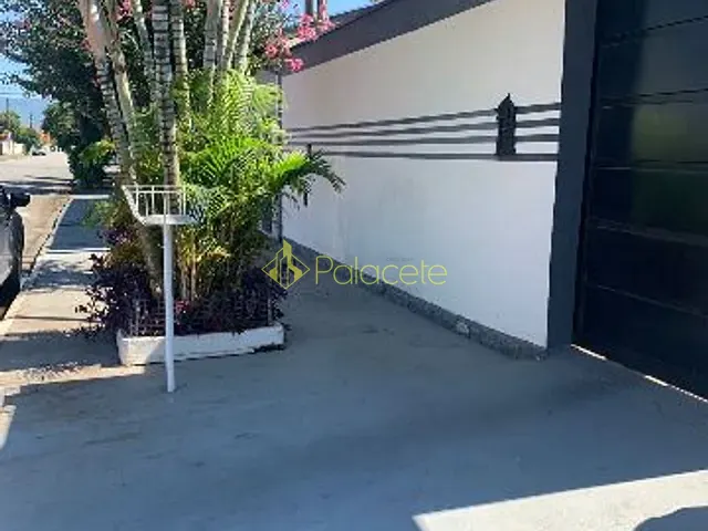 Casa com 300m² 2 quartos e 1 banheiro, à venda, no bairro Cidade Nova em Pindamonhangaba