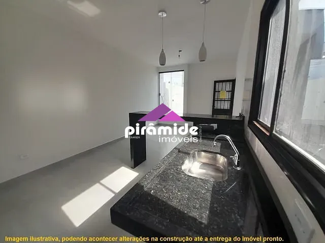 Casa 2 quartos e 2 banheiros, à venda, no bairro Balneário Recanto do Sol em Caraguatatuba