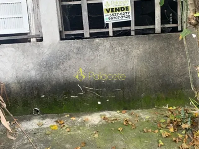 Casa com 250m² 3 quartos e 1 banheiro, à venda, no bairro Residencial Comercial Cidade Vista Alegre em Pindamonhangaba