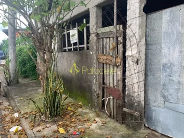 Casa com 250m² 3 quartos e 1 banheiro, à venda, no bairro Residencial Comercial Cidade Vista Alegre em Pindamonhangaba