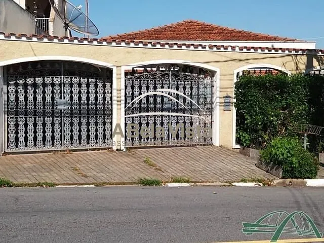 Casa com 360m² 3 quartos e 2 banheiros, à venda, no bairro Vila Osasco em Osasco