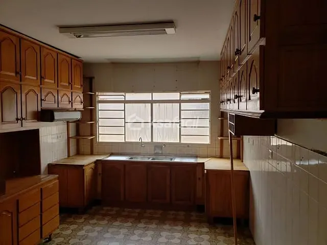 Casa com 400m² 3 quartos e 3 banheiros, à venda, no bairro Amambaí em Campo Grande