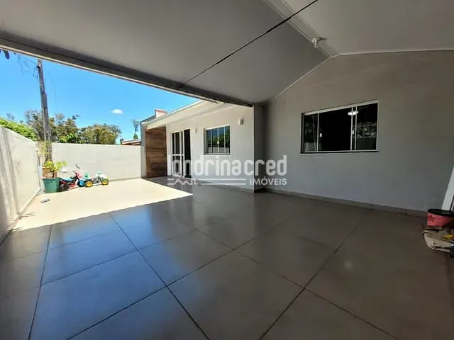 Casa com 250m² 3 quartos e 3 banheiros, à venda, no bairro Jardim São Vicente Palloti em Londrina