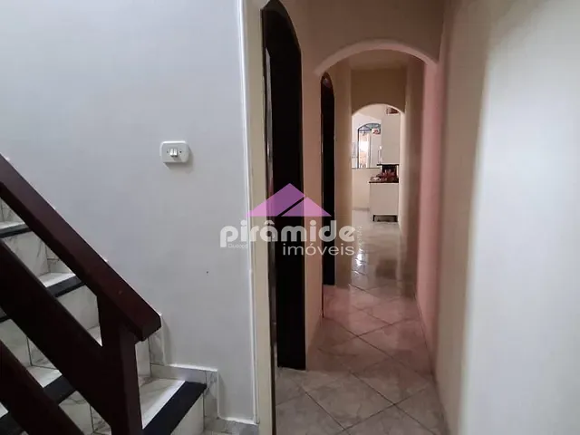 Casa com 125m² 4 quartos e 2 banheiros, à venda, no bairro Jardim Altos de Santana em São José dos Campos