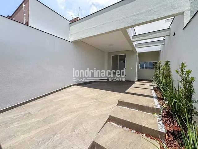 Casa com 150m² 3 quartos e 2 banheiros, à venda, no bairro Colúmbia em Londrina