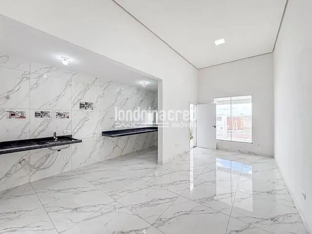 Casa com 150m² 3 quartos e 2 banheiros, à venda, no bairro Colúmbia em Londrina