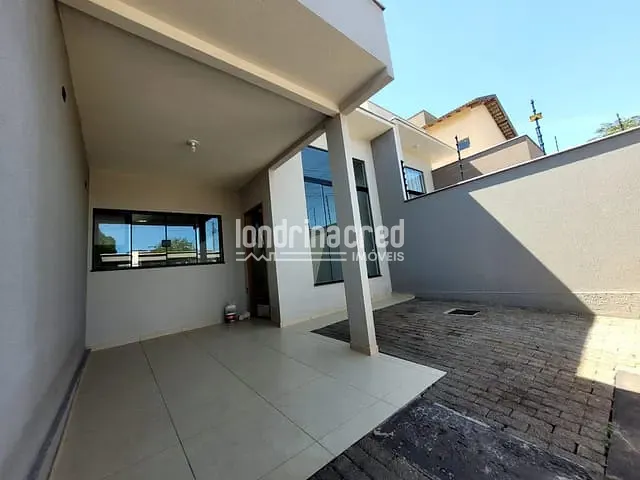 Casa com 130m² 3 quartos e 2 banheiros, à venda, no bairro Jardim do Leste em Londrina