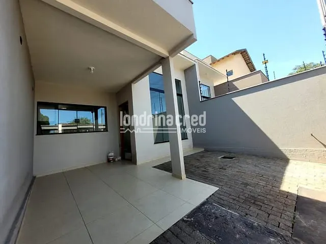 Casa com 130m² 3 quartos e 2 banheiros, à venda, no bairro Jardim do Leste em Londrina