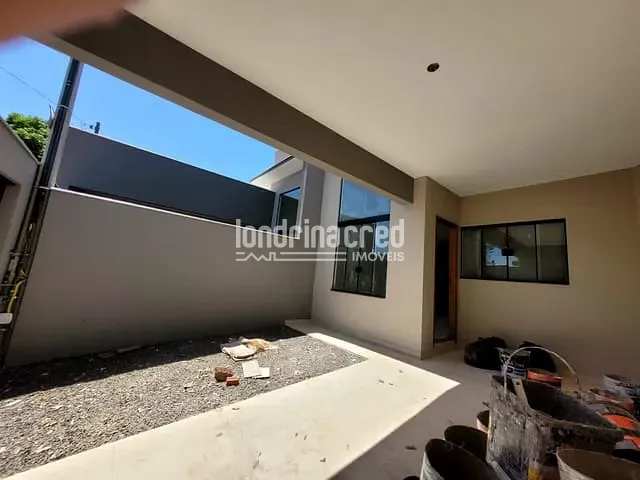 Casa com 155m² 3 quartos e 3 banheiros, à venda, no bairro Jardim do Leste em Londrina