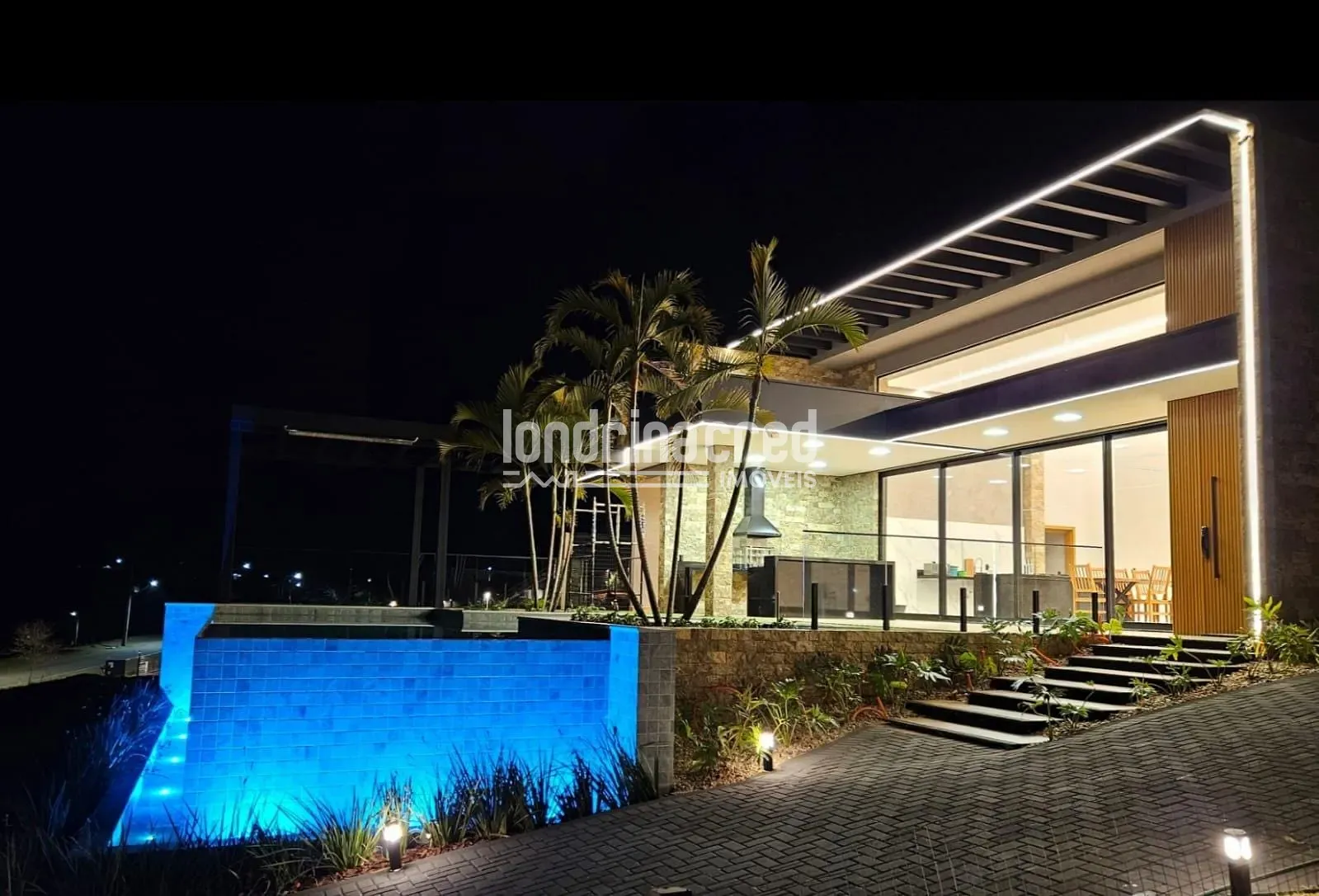 Casa, 3 quartos, 307 m² - Foto 1