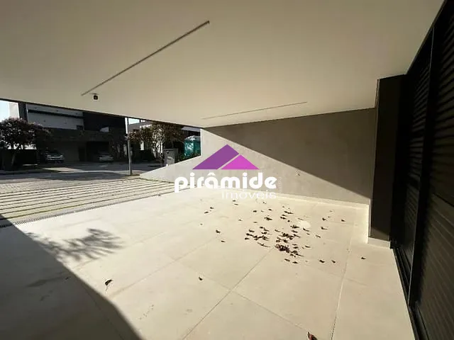 Casa com 494m² 4 quartos e 6 banheiros, à venda, no bairro Urbanova em São José dos Campos