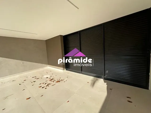 Casa com 494m² 4 quartos e 6 banheiros, à venda, no bairro Urbanova em São José dos Campos
