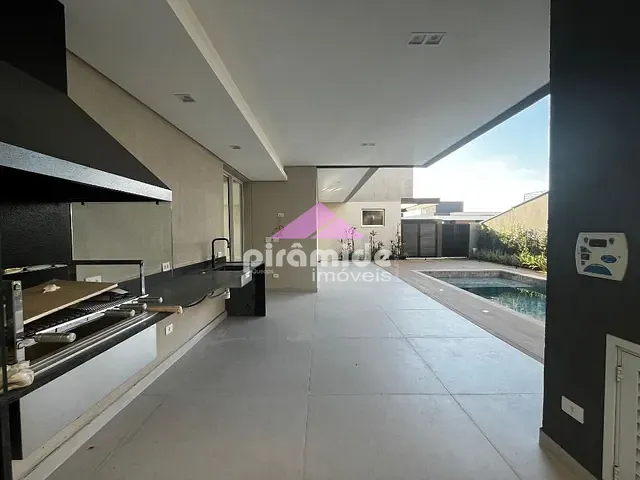 Casa com 494m² 4 quartos e 6 banheiros, à venda, no bairro Urbanova em São José dos Campos