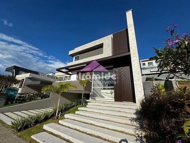 Casa com 494m² 4 quartos e 6 banheiros, à venda, no bairro Urbanova em São José dos Campos