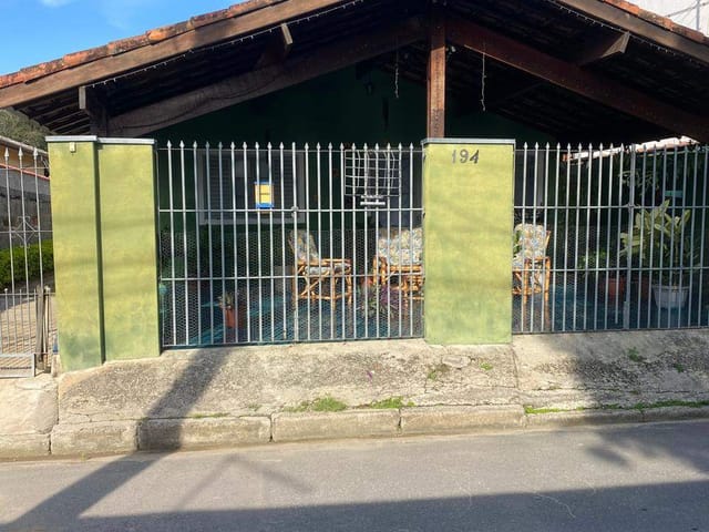 Casa com 649m² 3 quartos e 1 banheiro, à venda, no bairro Feital em Pindamonhangaba