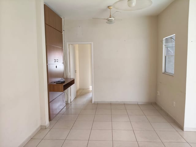 Casa 2 quartos e 2 banheiros, à venda, no bairro Centro em Pindamonhangaba