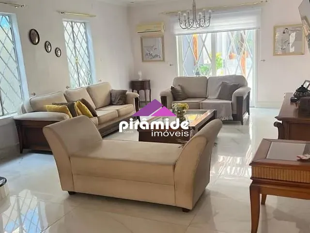 Casa com 360m² 4 quartos e 4 banheiros, à venda, no bairro Jardim Apolo em São José dos Campos