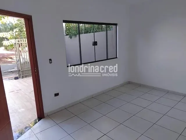 Casa com 125m² 3 quartos e 2 banheiros, à venda, no bairro Jardim Pequena Londres em Londrina